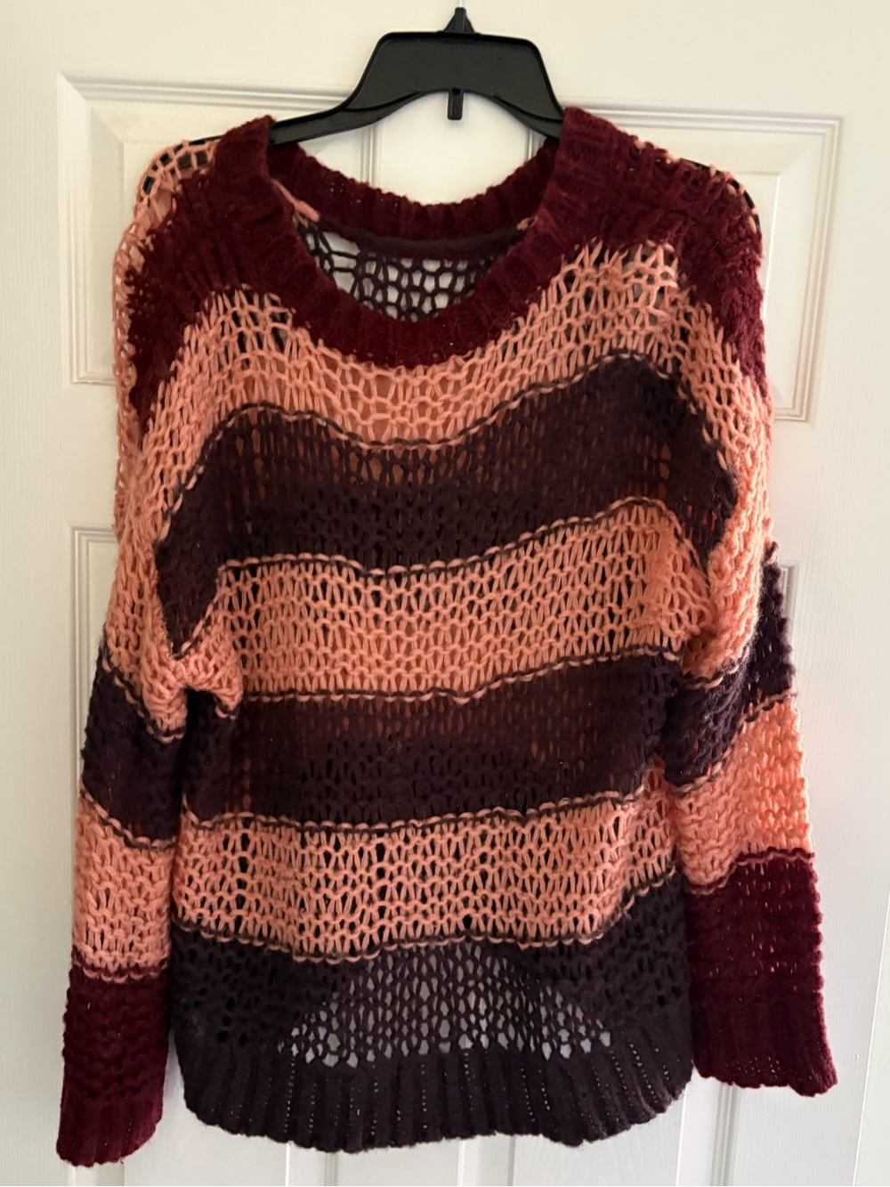 Lili’s Closet Striped Open-Knit Peach and Burgundy SZ L Sweater